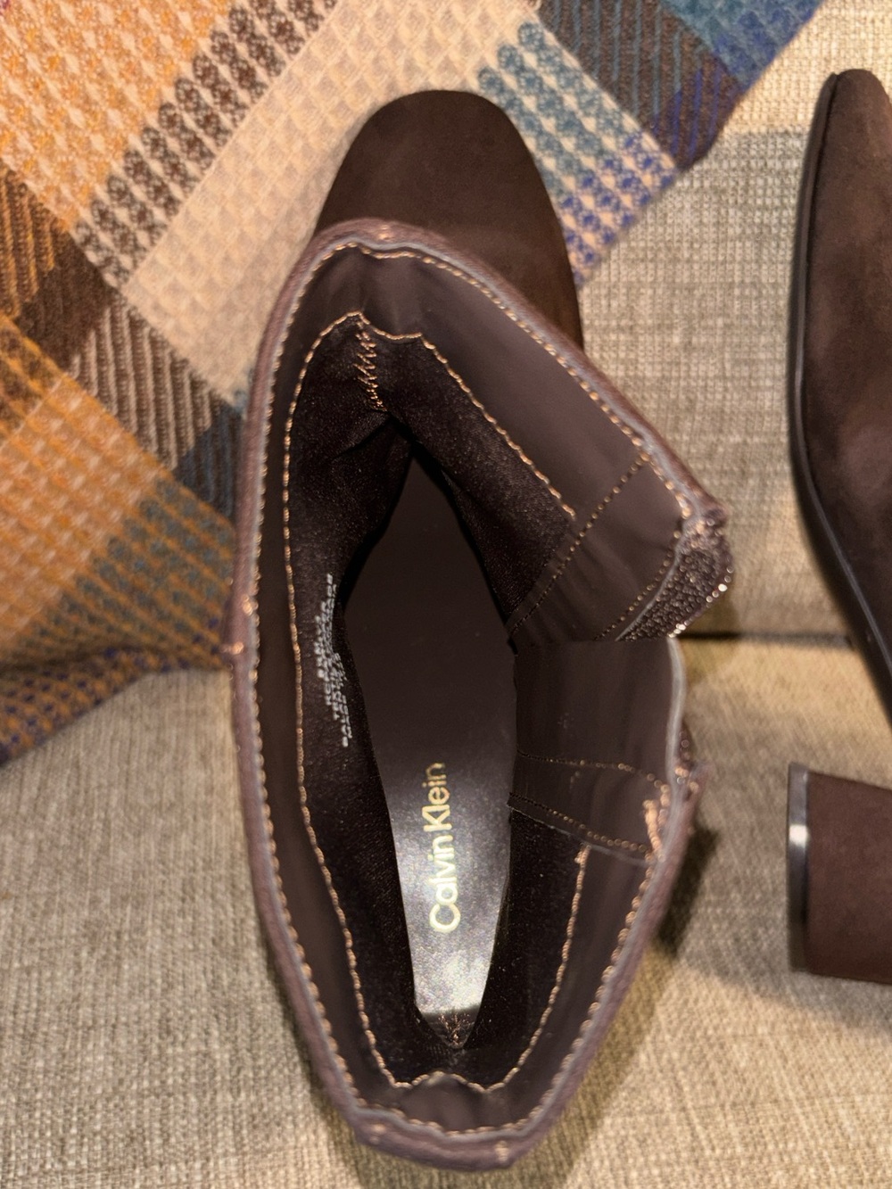 Calvin Klein Women's Parry Block Heel Ankle Booties- 8.5 - Picture 9 of 12